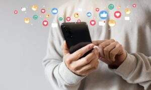 Top Social Media Advertising Trends in 2025
