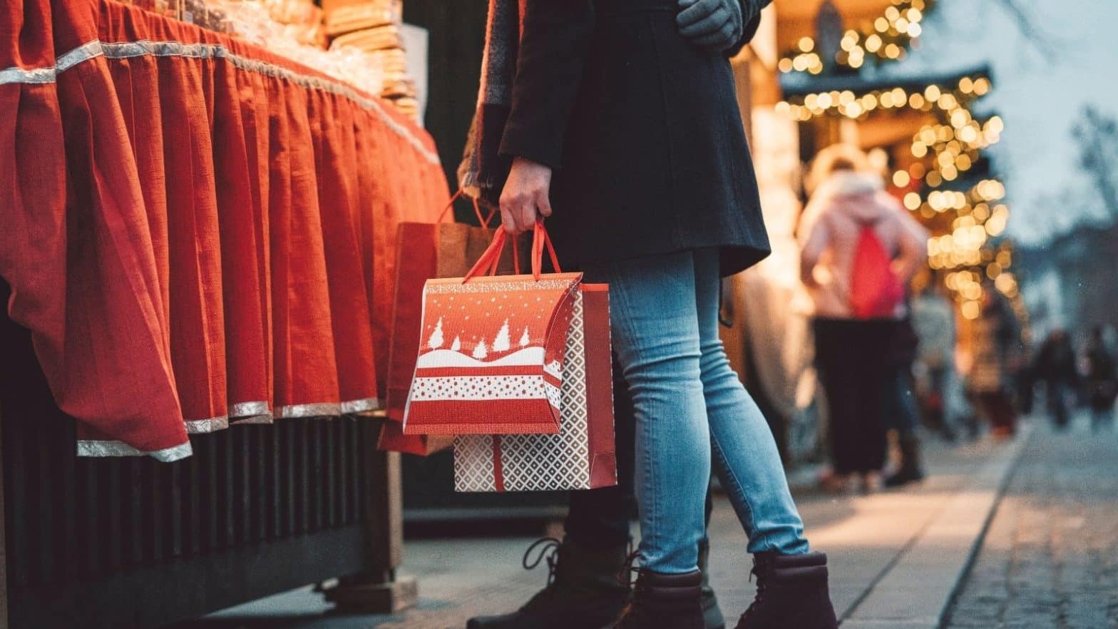 Featured image for post: Maximize Last-Minute Holiday Sales: Final Weeks Marketing Tips