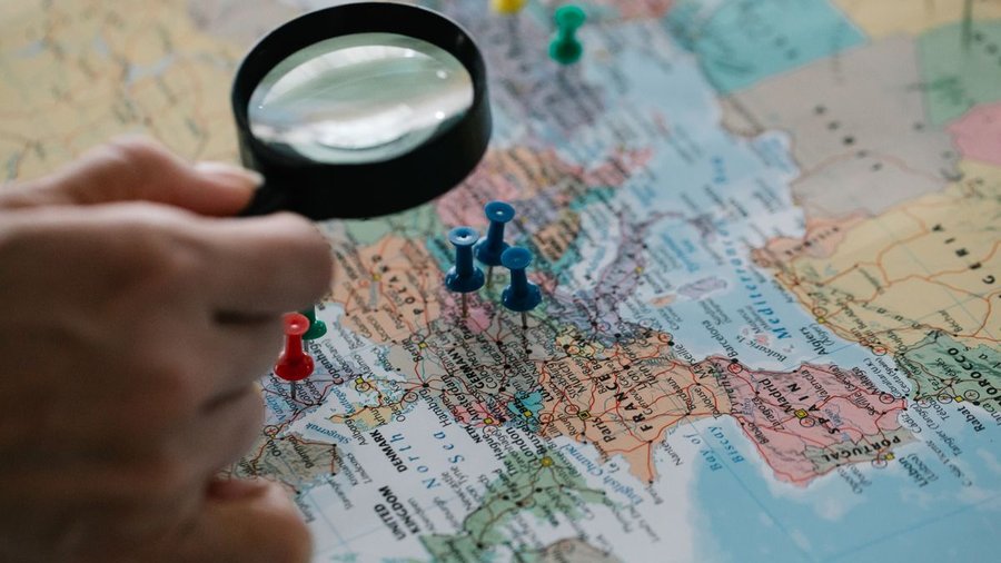 Regional and international search engines illustration